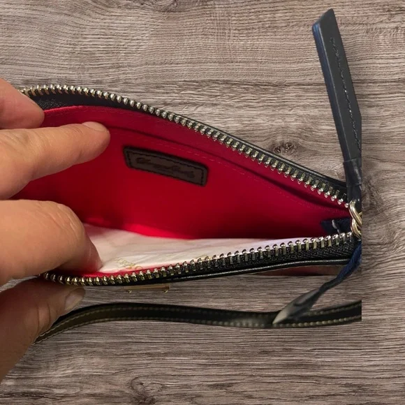 💚🌼NWT DOONEY & BOURKE WRISTLET - Picture 3 of 5